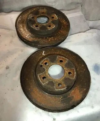 Mercedes-Benz E W211 Front brake disc