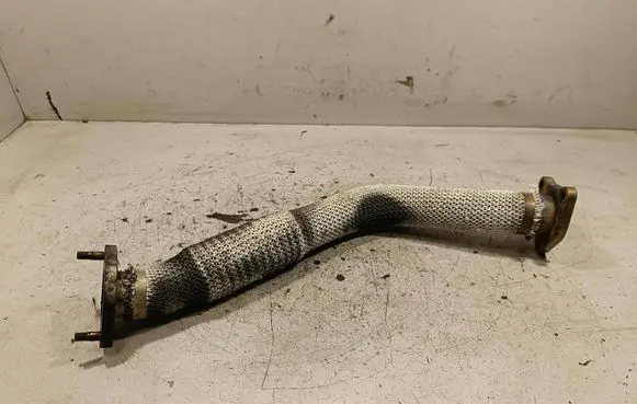 Audi Q7 4M EGR valve line/pipe/hose 058131525C