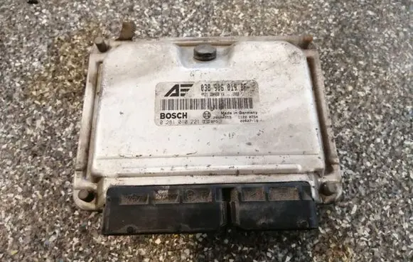 Ford Galaxy Engine control unit/module 038906019BF 0281010221