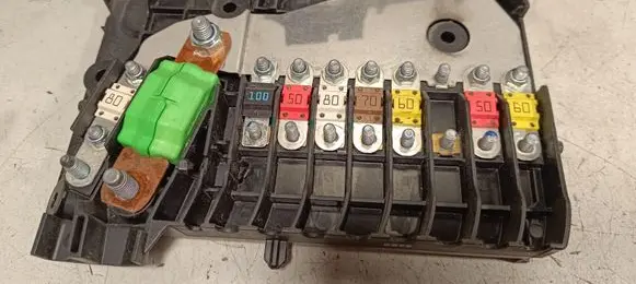 Ford Kuga II Fuse module AV6T14A067BC