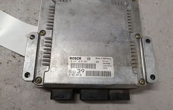 Citroen C5 Engine control unit/module 0281010885 EDC15C239 9645534880