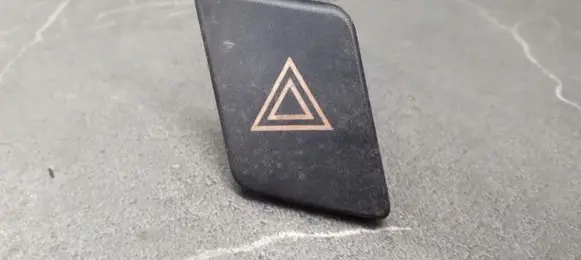 Toyota Yaris Hazard light switch