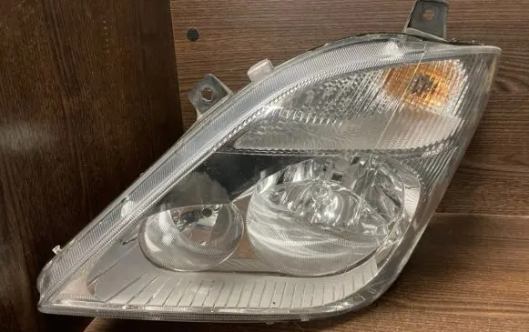Mercedes-Benz Sprinter W906 Headlight/headlamp 9068200161 1EB24701201