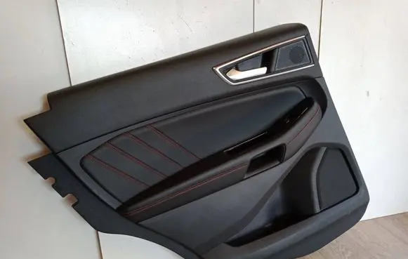 Ford Edge II Coupe rear side trim panel FT4BR27631A