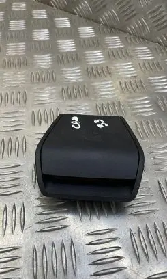 BMW 2 F22 F23 ISOFIX cover 51467256110