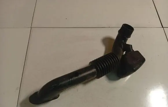 Nissan Micra Air intake hose/pipe