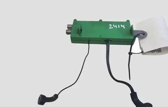 Volvo S40 Aerial antenna amplifier 8673492