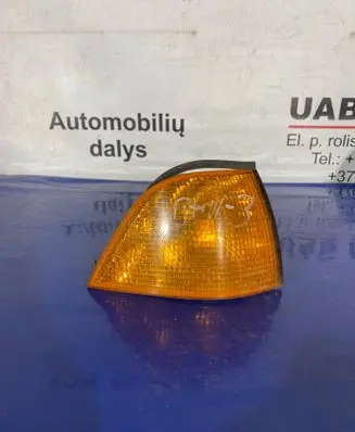 Front indicator light