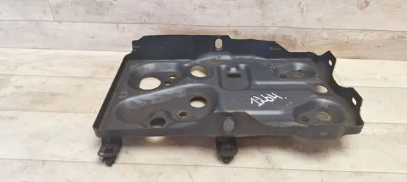 Mitsubishi Grandis Battery tray