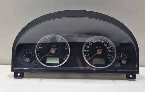 Speedometer (instrument cluster)