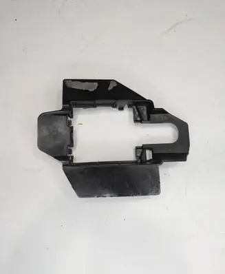 Volkswagen PASSAT B9 Front bumper mounting bracket 3P0907114