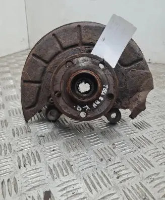 Volkswagen Touran I Front wheel hub
