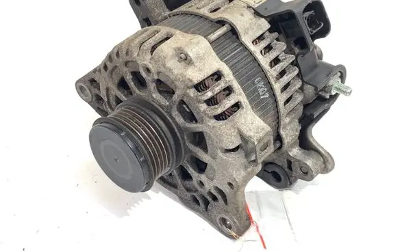 KIA Optima Generator/alternator 373002A910