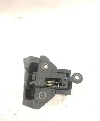 Mazda BT-50 Rear door lock