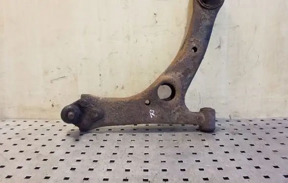 Toyota Corolla E120 E130 Front lower control arm/wishbone