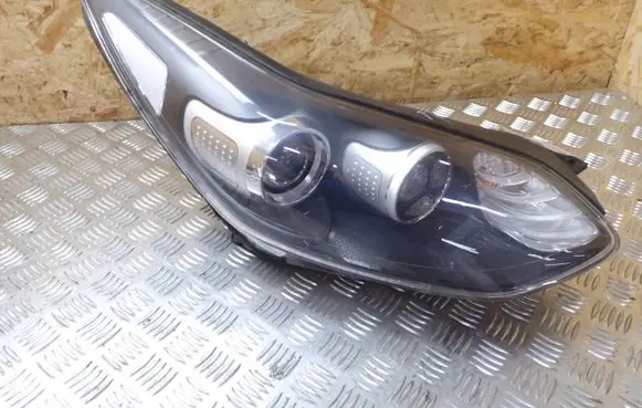 KIA Sportage Headlight/headlamp 
