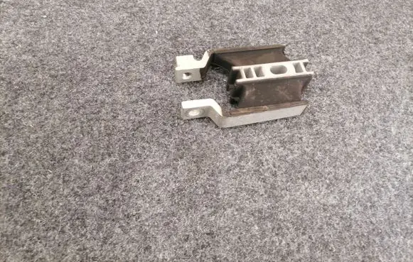 Volvo V60 Engine mount bracket 31339956