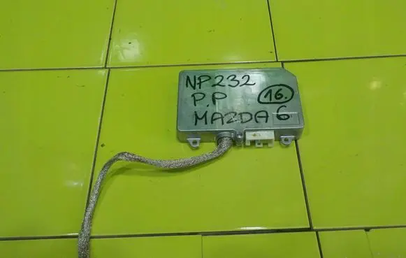 Mazda 6 LED ballast control module 3900061970 NP232