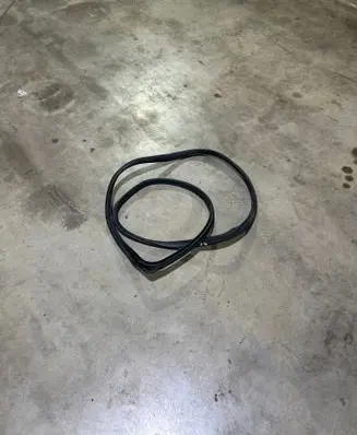 Hyundai Ioniq Rear door rubber seal (on body) 