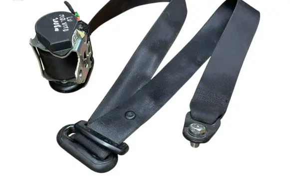 Mercedes-Benz Vito Viano W639 Front seatbelt 6098524 6072808B