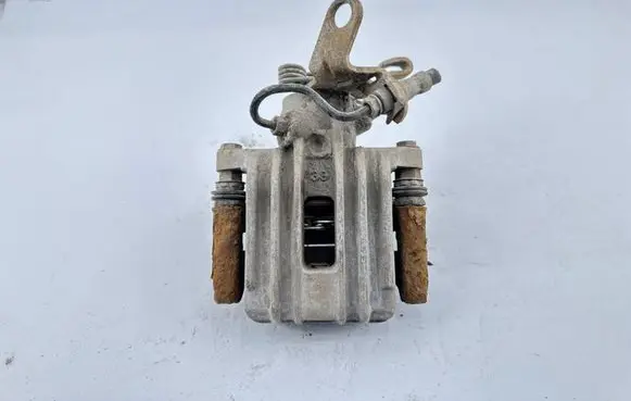 Skoda Octavia Mk2 (1Z) Rear brake caliper 