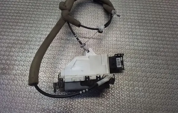 Peugeot Partner Sliding door lock PSA828414