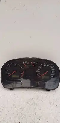 Volkswagen Golf IV Speedometer (instrument cluster) 1J0920802M 0263618033