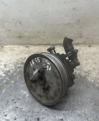 Audi A6 S6 C5 4B Power steering pump