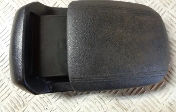 Chevrolet Cruze Armrest