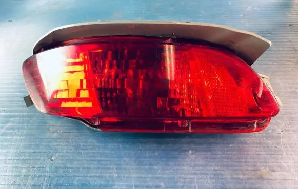 Lexus RX 300 Rear tail light reflector