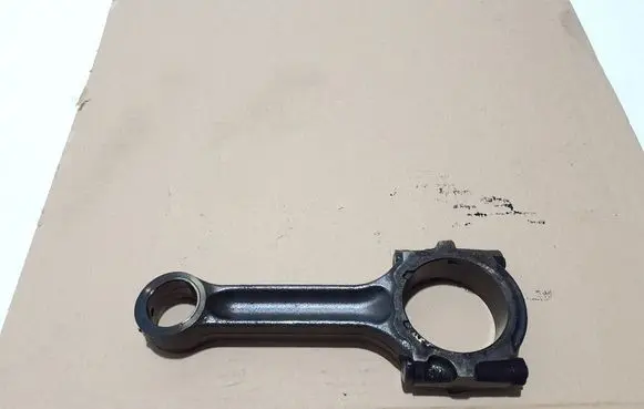 Nissan Cab Star Connecting rod/conrod 121005X00A