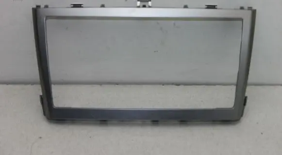 Radio/GPS head unit trim