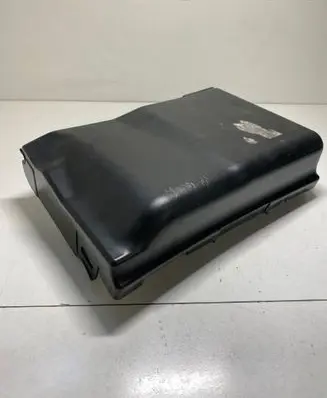 Skoda Fabia Mk1 (6Y) Battery box tray cover/lid 6Q0915429D C2731