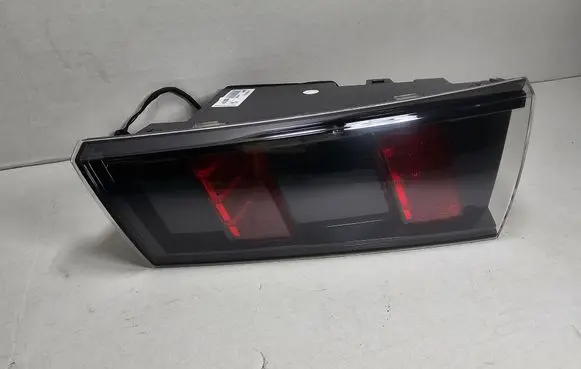 Peugeot 508 II Tailgate rear/tail lights 9813507980