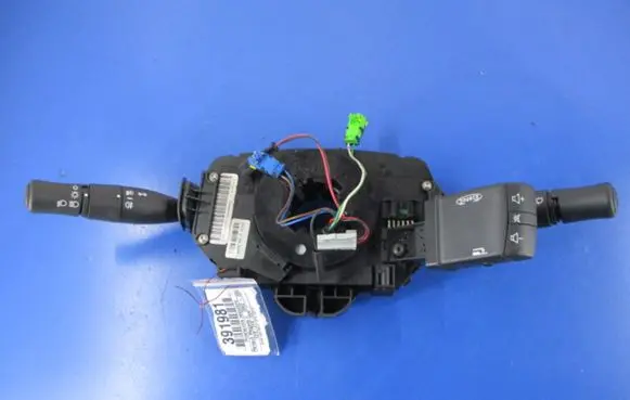 Renault Megane II Other switches/knobs/shifts 820021646502D