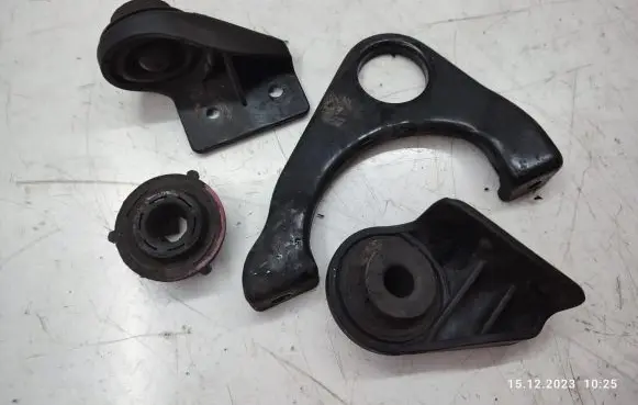 KIA Sportage Radiator support slam panel bracket 