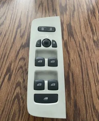 Volvo V40 Electric window control switch 31376495