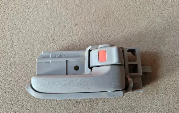 Toyota Hilux (AN10, AN20, AN30) Front door interior handle