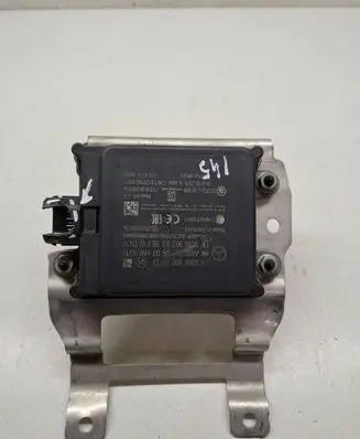 Mercedes-Benz C W205 Distronic sensor radar 0009007913 A0009007913