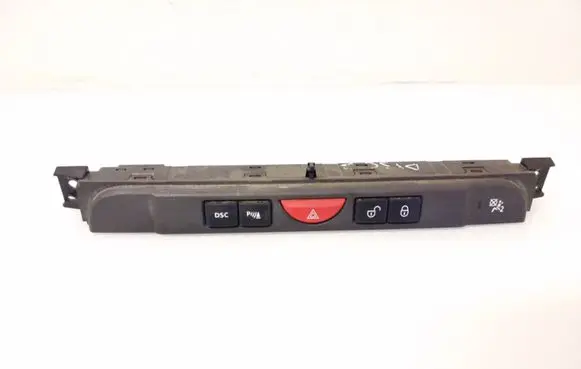 Land Rover Discovery 3 - LR3 Hazard light switch YUL500400WUX 0508171
