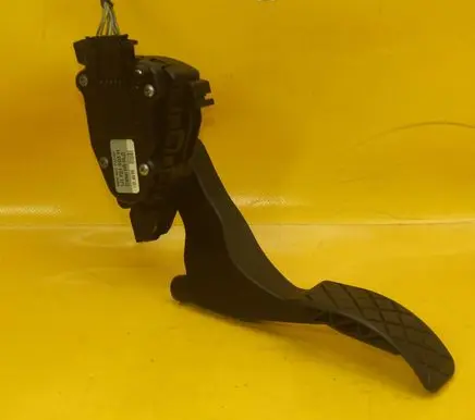 Seat Toledo II (1M) Accelerator throttle pedal 1J1721503H 6PV00777001
