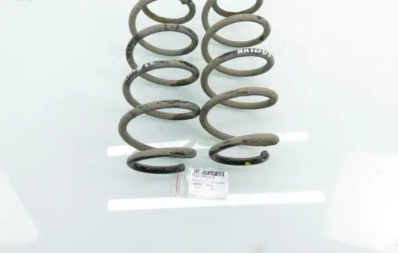 Toyota Yaris Rear coil spring 