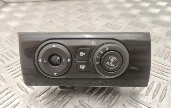 Chevrolet Captiva Wing mirror switch 4622
