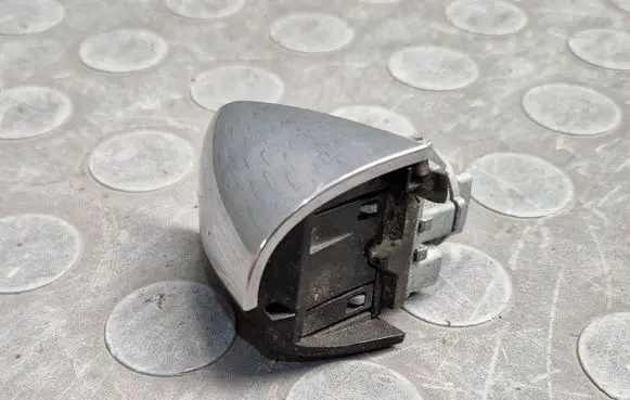 Mercedes-Benz C W205 Front door lock (next to the handle) A0997661800