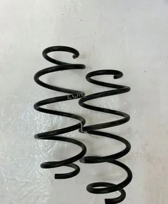 Suzuki Swift III Front coil spring 