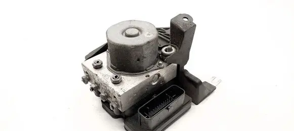 Mercedes-Benz B W246 W242 ABS Pump A0084317512