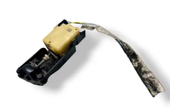 Volvo S80 Fuel tank cap lock motor 9483311 3606