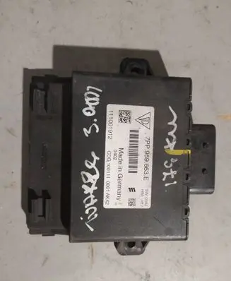 Volkswagen Touareg II Voltage converter/converter module 7PP959663E CDG100111 111001912