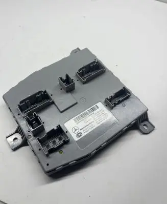 Mercedes-Benz C W205 SAM control unit A2059009321