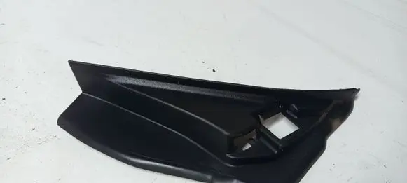 BMW 5 G30 G31 G38 Tailgate/trunk side cover trim 7390426
